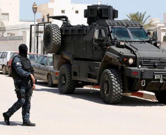 الداخلية تعلن القبض عن إرهابي