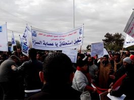أصحاب الشهائد المعطلين يهدّدون بالإنتحار أمام قصر الحكومة