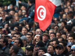 عريضة "الدستوري الحر" تطالب الرئيس بالدفاع عن تونس ضد الإخوان المسلمين