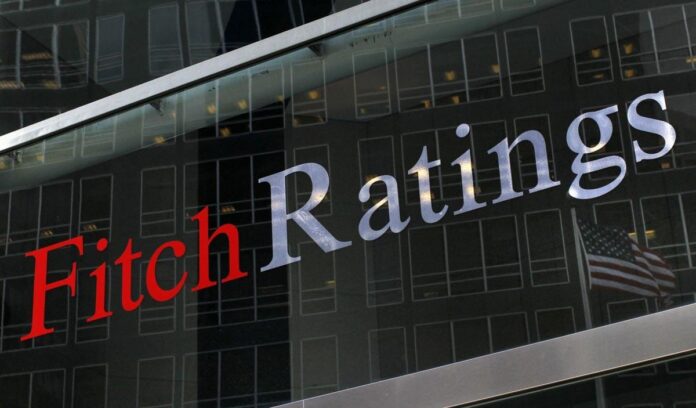 L'agence de note Fitch Ratings révise à la dépérissement la état de absence à lascif corrigé de la Tunisie de « B » à « B-»