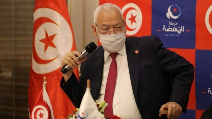 التونسيون يخشون أن جماعة الإخوان المسلمين لها موطئ قدم في النهضة