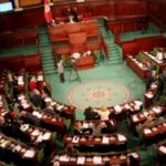 Ils leur demandent également de participer à une réunion qui sera programmée ultérieurement pour reprendre les travaux du Parlement.