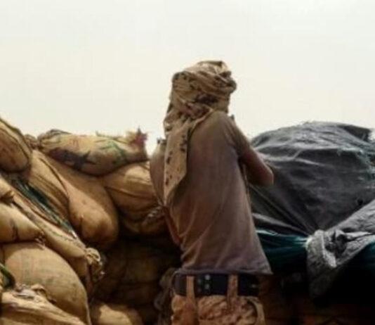 السعودية-وقال التحالف في بيان إنه نفذ 32 "عملية استهداف" خلال الـ 24 ساعة الماضية أسفرت عن تدمير 11 آلية عسكرية و "مقتل أكثر من 160 عنصرا إرهابيا" في منطقة العبودية الواقعة على بعد 100 كيلومتر جنوبا. . مدينة مأرب التي يحاول الحوثيون السيطرة عليها منذ شهور.
