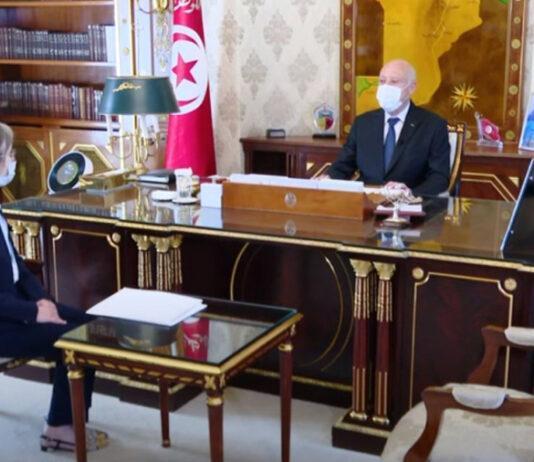 Le chef de l'Etat a indiqué, lors de cette séance, qu'environ 1,8 million de Tunisiens sont descendus dans la rue hier, dimanche, spontanément, avec leurs propres moyens, ce qui ne s'applique pas aux « autres » qui se mobilisent pour se venger pour organiser leurs manifestations-Saïed à Bouden