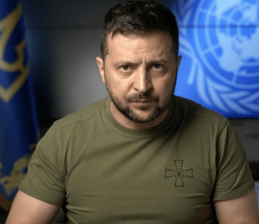 زيلينسكي يُطالب بتصنيف روسيا 