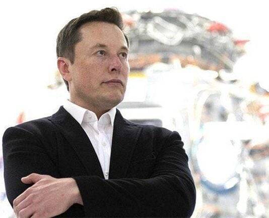 "سبيس إكس" تطرد 5 موظفين من العمل لانتقاد "ماسك"