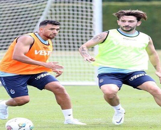 بعد أيام من انضمامه.. تريزيجيه يشارك في أول مران مع طرابزون (صور)
