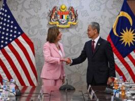 الصين تستدعي السفير الأمريكي