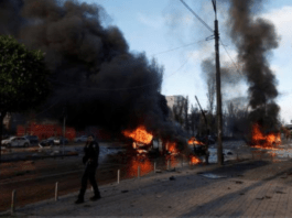 وسط وابل من الصواريخ الروسية