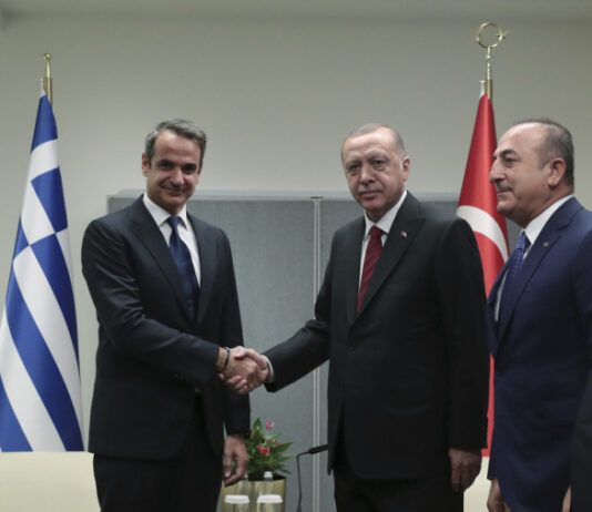 رئيس الوزراء اليوناني