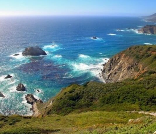 هزّات أرضية تضرب مناطق