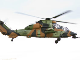 La découverte de deux corps de l'équipage de l'hélicoptère militaire.